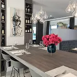 Agora' Palace Szálloda 4*