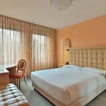 Szálloda Agora' Palace 4*