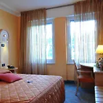 Agora' Palace Szálloda