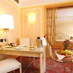 Agora' Palace 4*