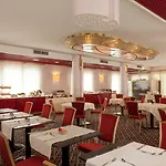Agora' Palace Szálloda 4*