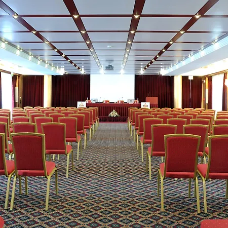 Agora' Palace Otel Biella