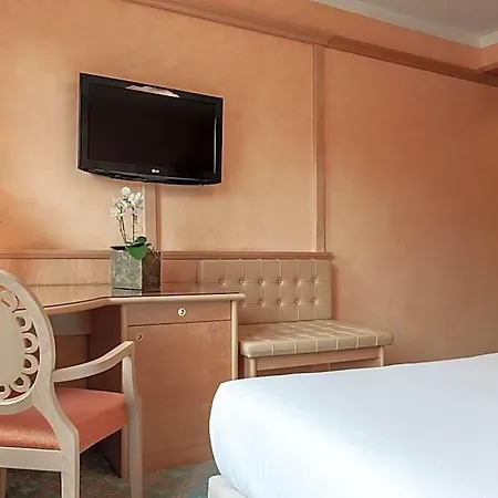 Hotel Agora' Palace Biella