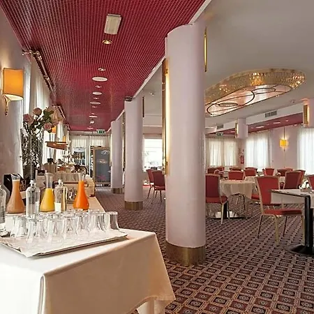 Hotel Agora' Palace