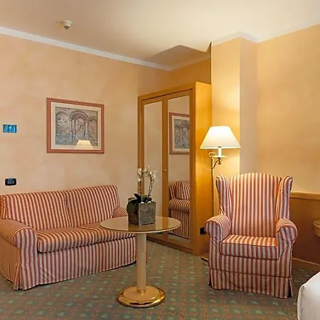 Agora' Palace 4* Biella