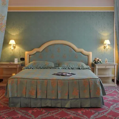 Agora' Palace Hotel Biella